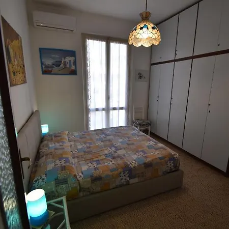 Appartamento Rondine - Centrale A 100 Mt Dal Mare *