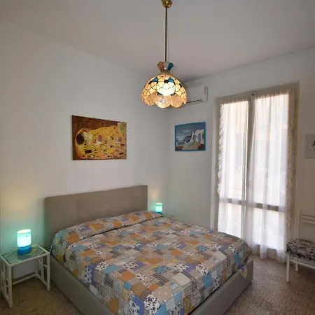 Rondine - Centrale A 100 Mt Dal Mare * Marina di Campo