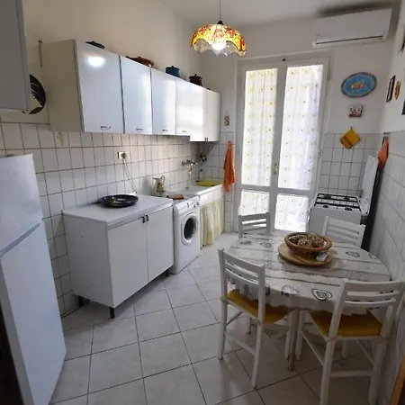 Rondine - Centrale A 100 Mt Dal Mare Appartamento Marina di Campo