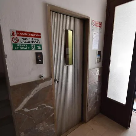 Rondine - Centrale A 100 Mt Dal Mare Appartamento