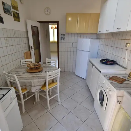 Rondine - Centrale A 100 Mt Dal Mare Appartamento