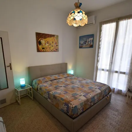 Apartment Rondine - Centrale A 100 Mt Dal Mare